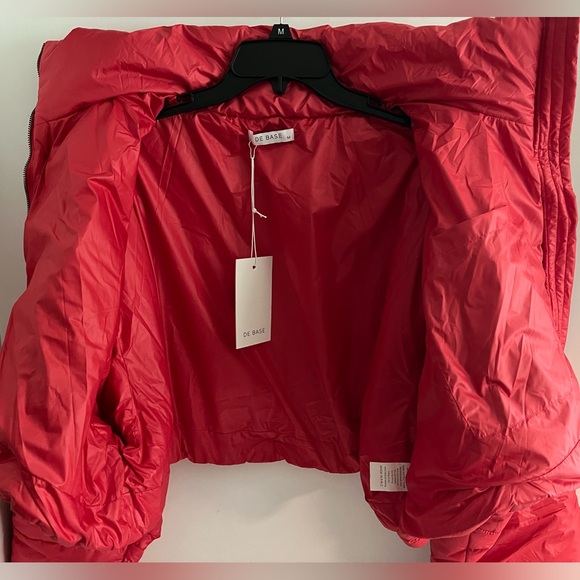 De Base Montana Crop Puffer Long Sleeve Jacket sz M color Coral Red - Picture 5 of 12